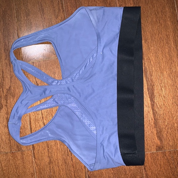 Two Victoria Secret Sports Bras - Picture 5 of 6